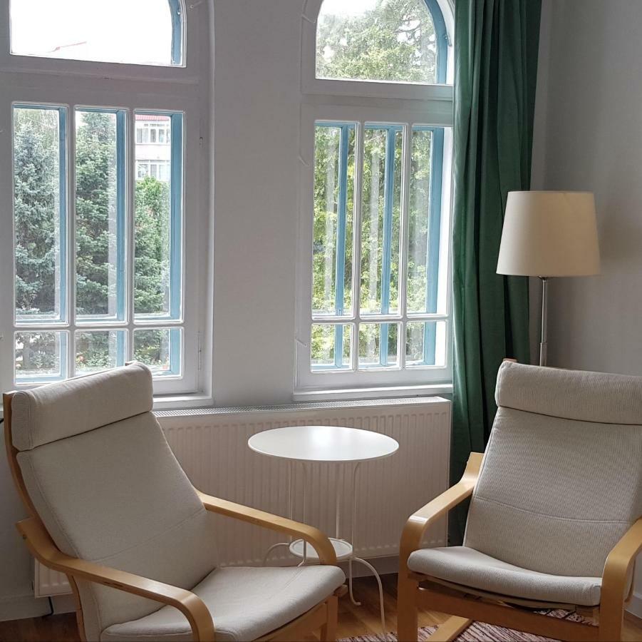 Old Town Apartament Apartment Targoviste Bagian luar foto